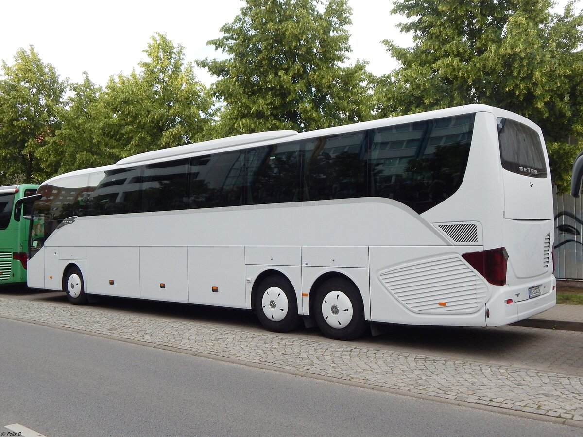 Setra 517 HD Vorführwagen aus Deutschland in Neubrandenburg.