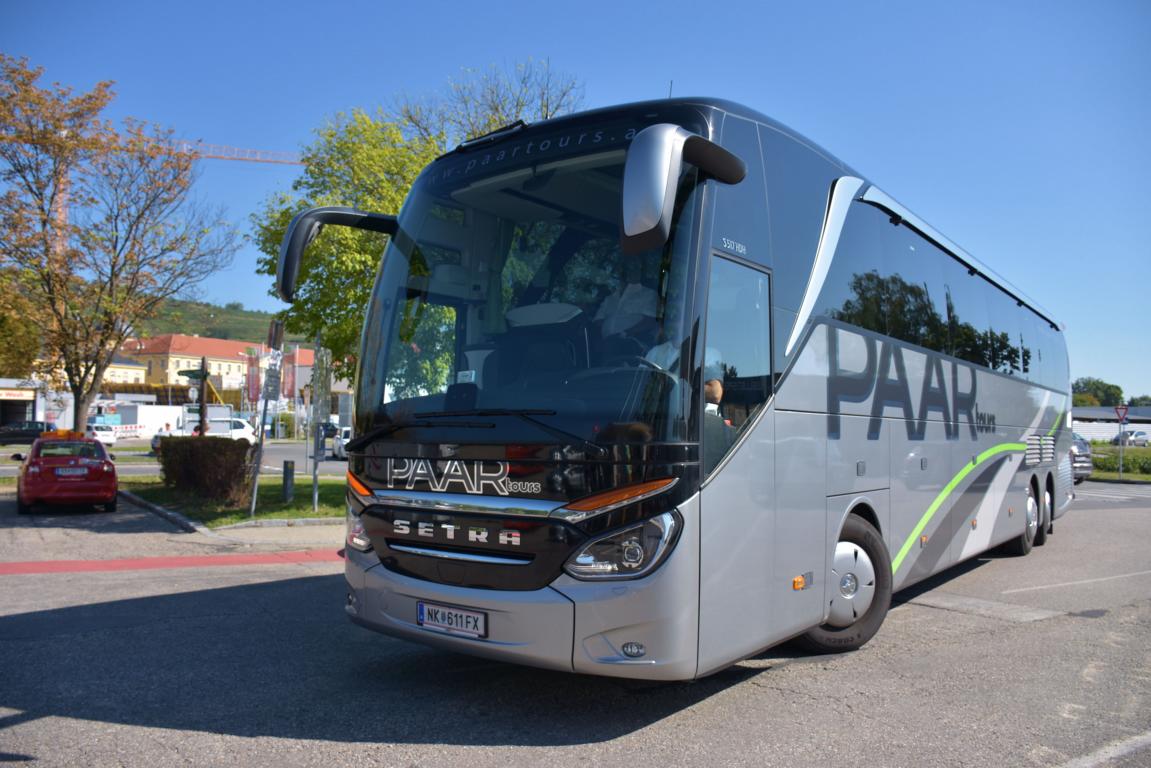 Setra 517 HDH von Paar Reisen aus sterreich 2017 in Krems.