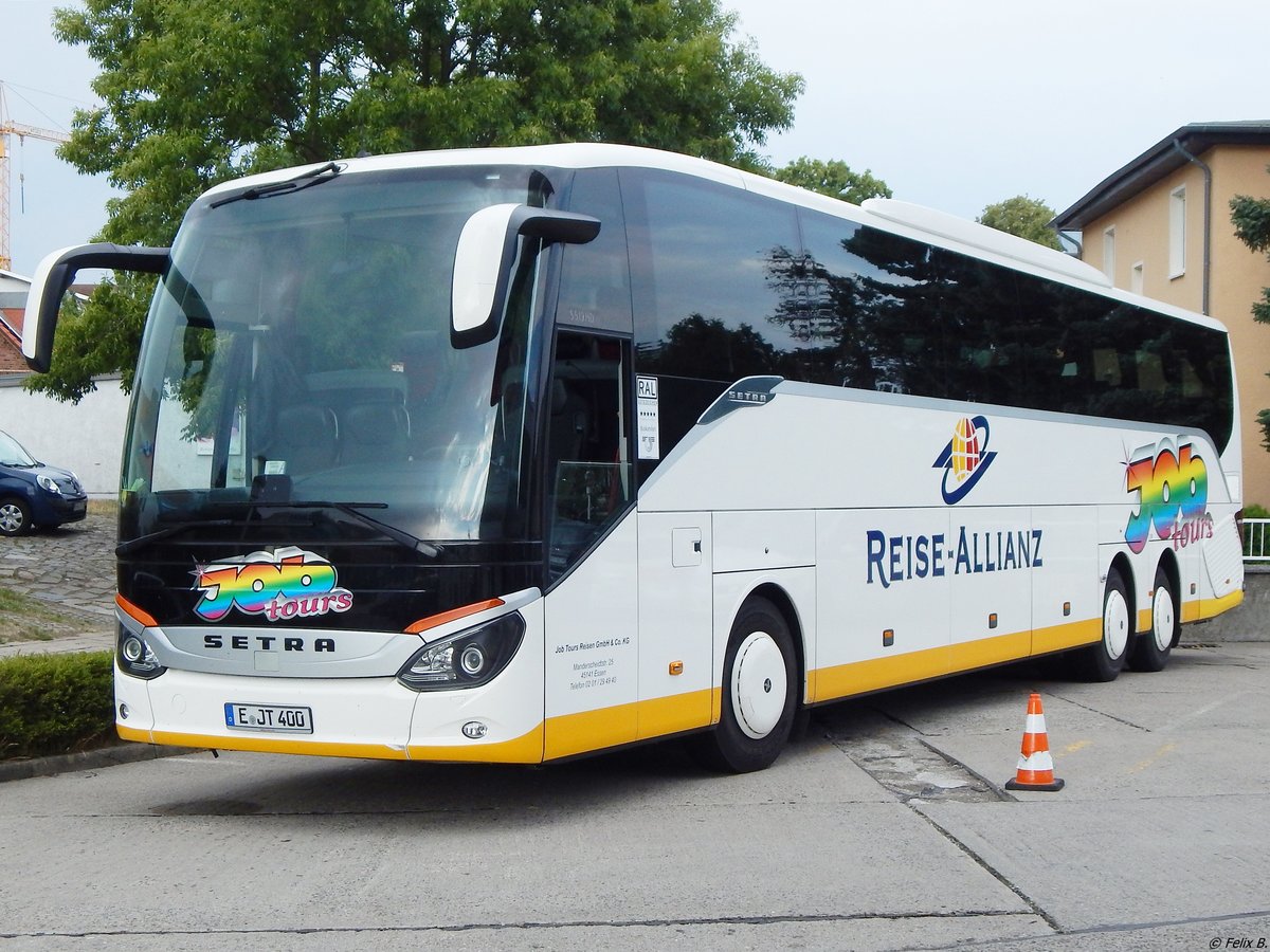 Setra 519 HD von JobTours aus Deutschland in Sassnitz.