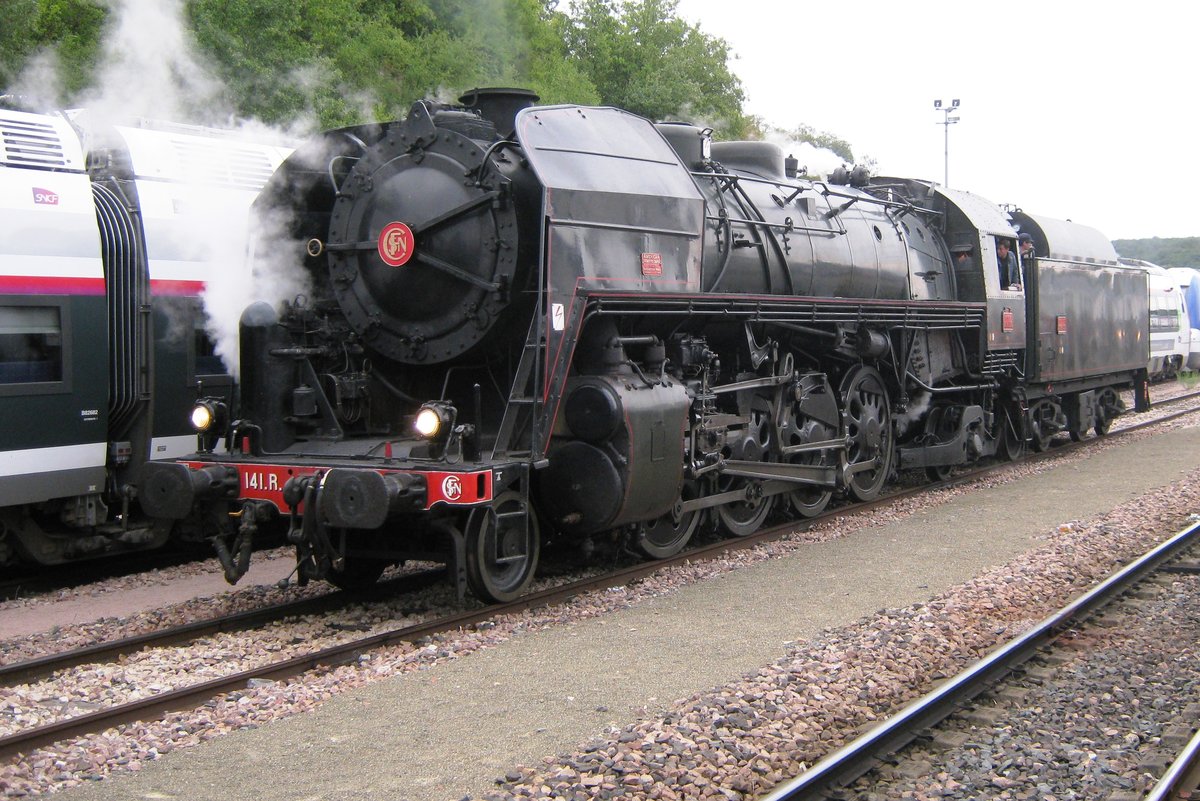 SNCF 141 R-420 steht am 18 September 2011 in Longueville.