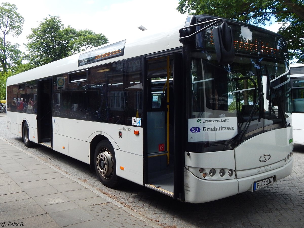 Solaris Urbino 12 von Günter Anger aus Deutschland am Bahnhof Griebnitzsee.