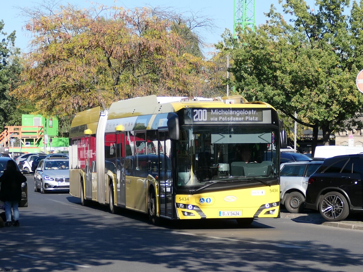 Solaris Urbino 18 electric der BVG in Berlin.