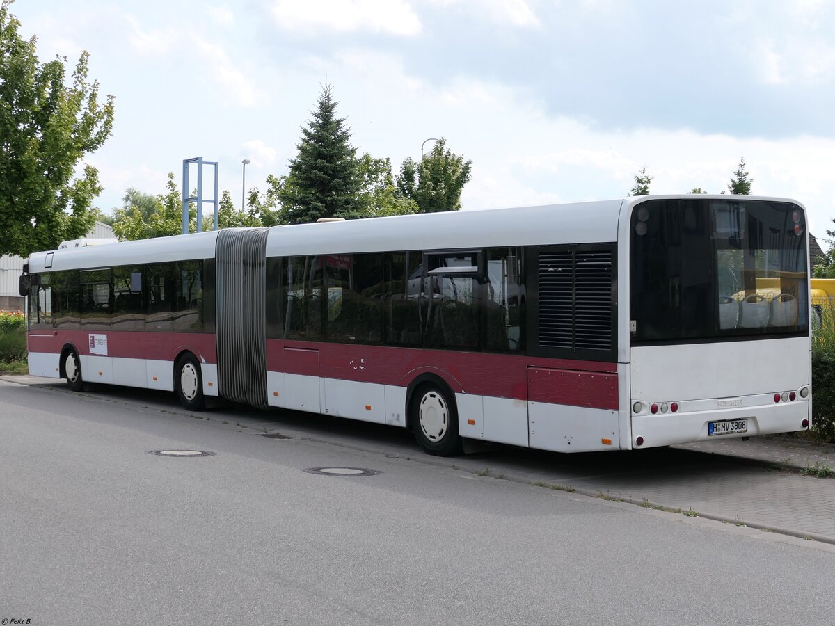 Solaris Urbino 18 von Miabus aus Deutschland (ex Braunschweiger Verkehrs-GmbH; BS-XY 701, später BS-HT 70) im Gewerbegebiet Sassnitz.