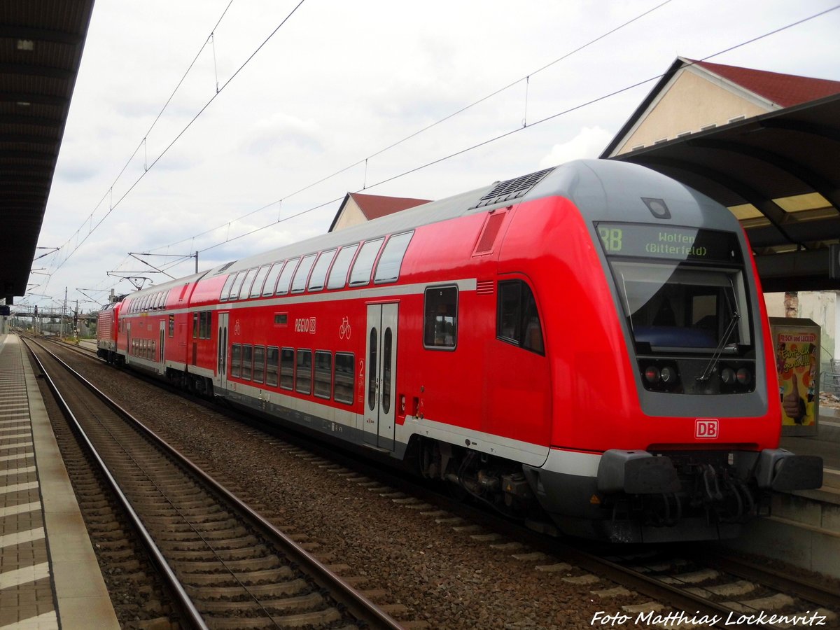 Steuerwagen von 112 173 als RB mit ziel Wolfen (Bitterfeld) im Bahnhof Bitterfeld am 14.7.16