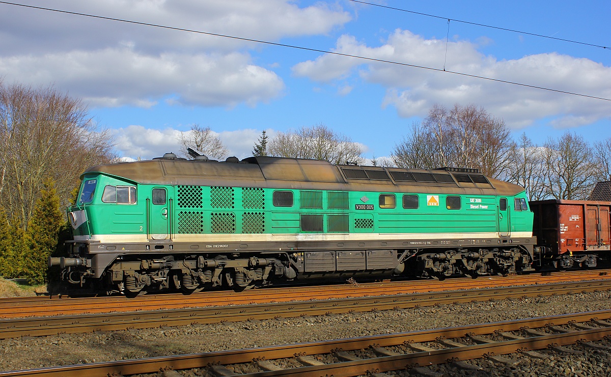 SWB/Triangula V300 005/1232 155-2 mit Dünger Zug in Jübek. 23.03.2016