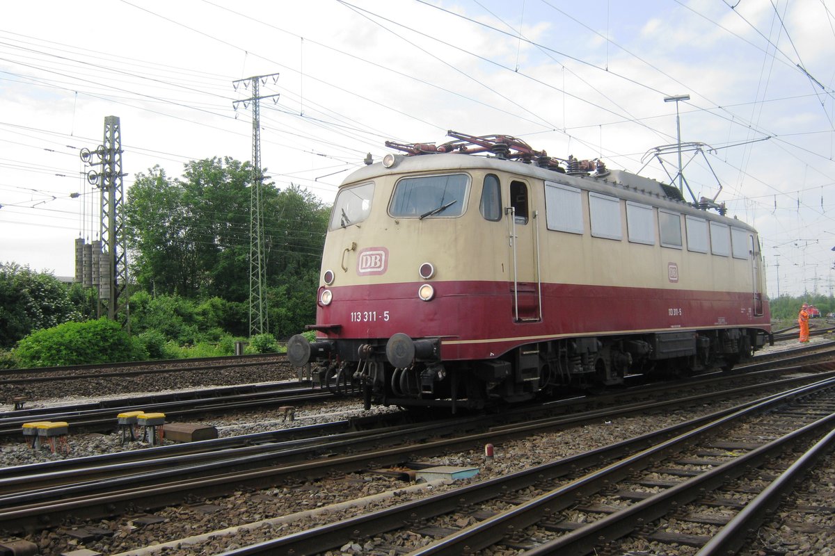 TEE 113 311 war anwesend bei de Lokparade am 2 juni 2012 in Koblenz-Ltzel.