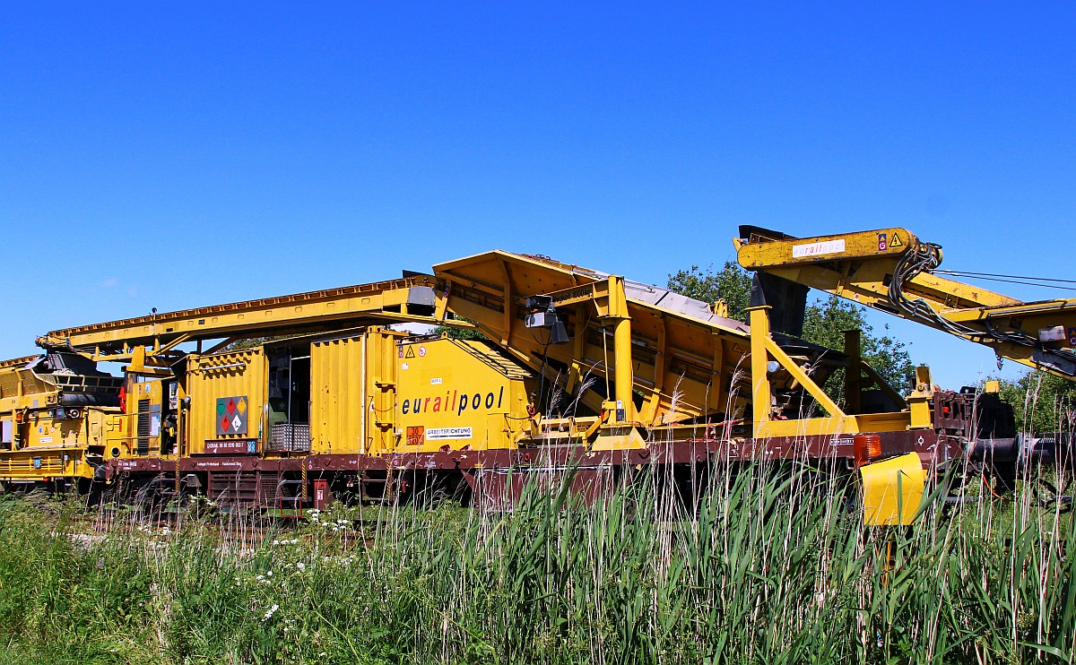 ....Tragwagen für Förderband und Betriebsstoffe registriert unter 99 80 9310 002-7 D-ERAIL  ....Tragwagen für Förderband und Betriebsstoffe registriert unter 99 80 9310 002-7 D-ERAIL