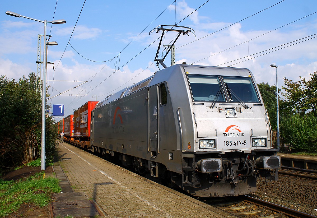 TXL 0185 415-5(91 81 0185 417-5 A-TXLA) steht hier mit dem  Bode-KLV  in Jübek und wartet auf die Weiterfahrt. 18.09.2015