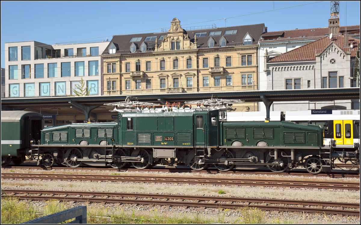 Überraschung. Zwei Krokodile suchen Konstanz heim, auf ihrem Weg nach Göppingen. Hier im Fokus Ce 6/8 1405 der SBB Historic. September 2019.