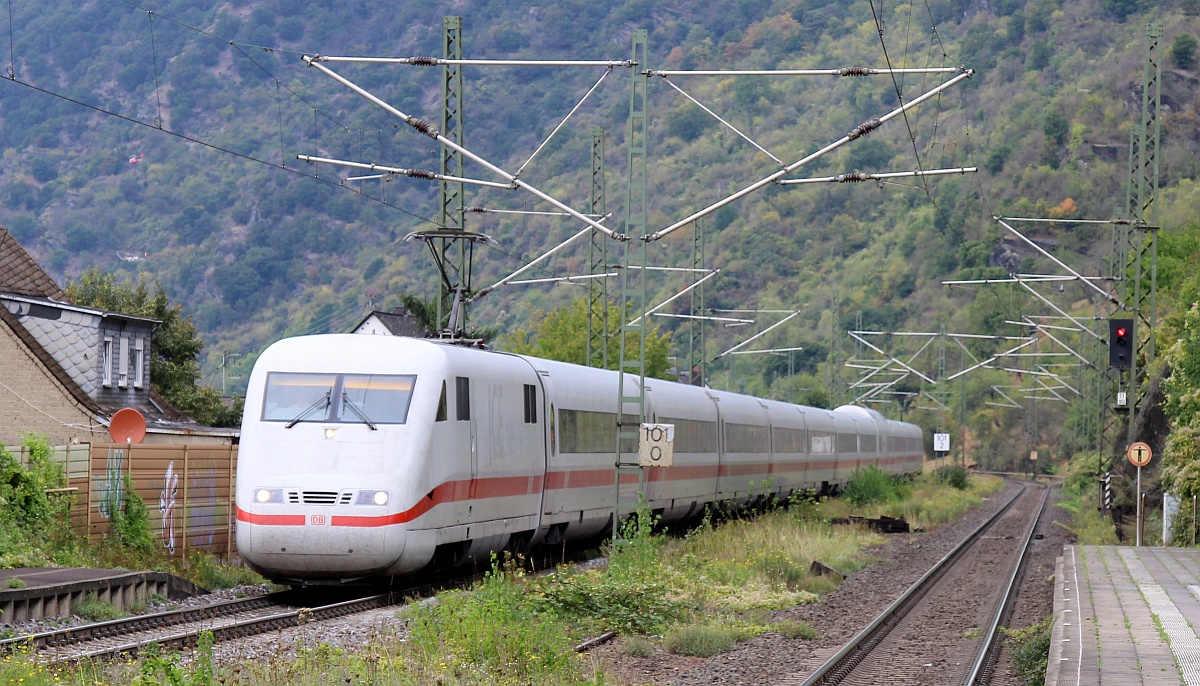 Unbekannter ICE 1 unterwegs Richtung Frankfurt.. Kestert(Rhein) 14.09.2021