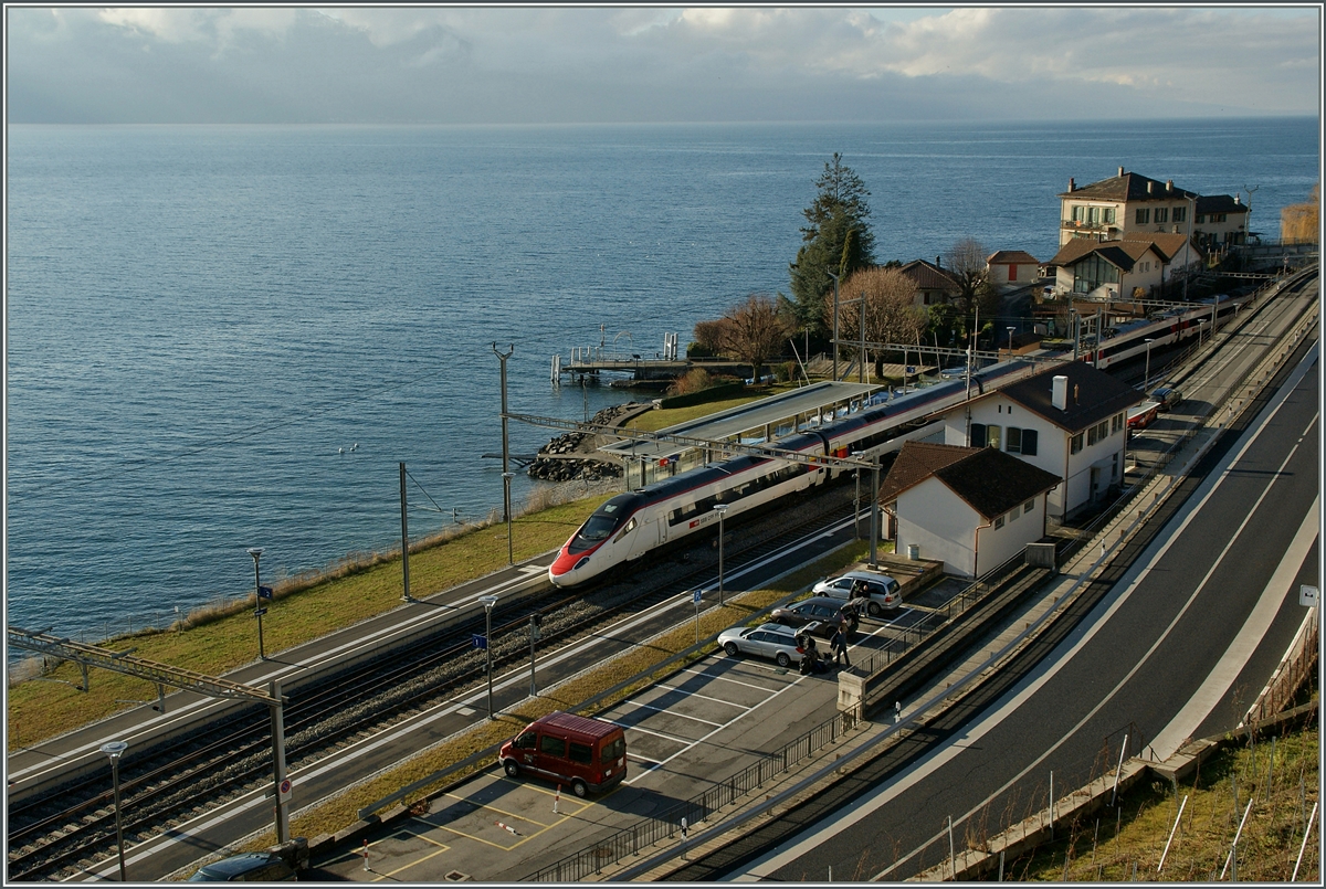 ...und bei der Durchfahrt in Rivaz.
30. Dez. 2013