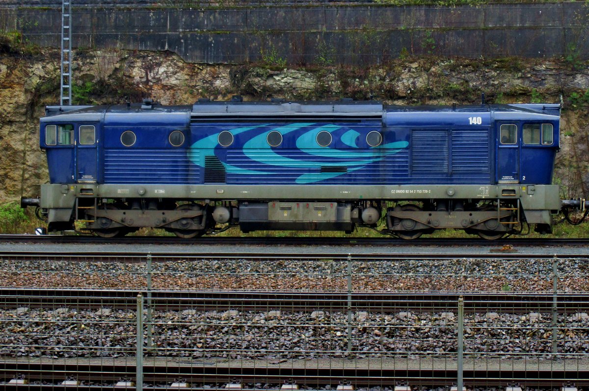 UniPetrol 753 720 steht am verregneten 7 April 2017 in Bad Schandau.