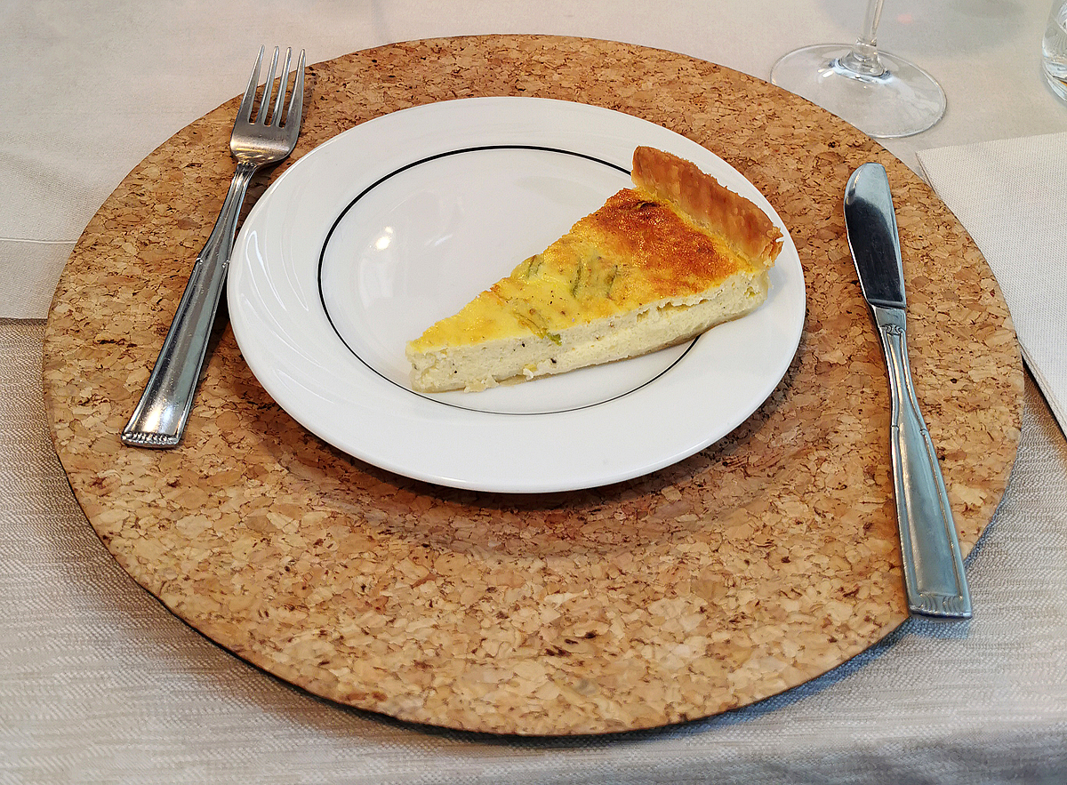 Unser Menü am 07.09.2021 in einem Ristorante in Domodossola....
Der 1. Gang - eine Quiche