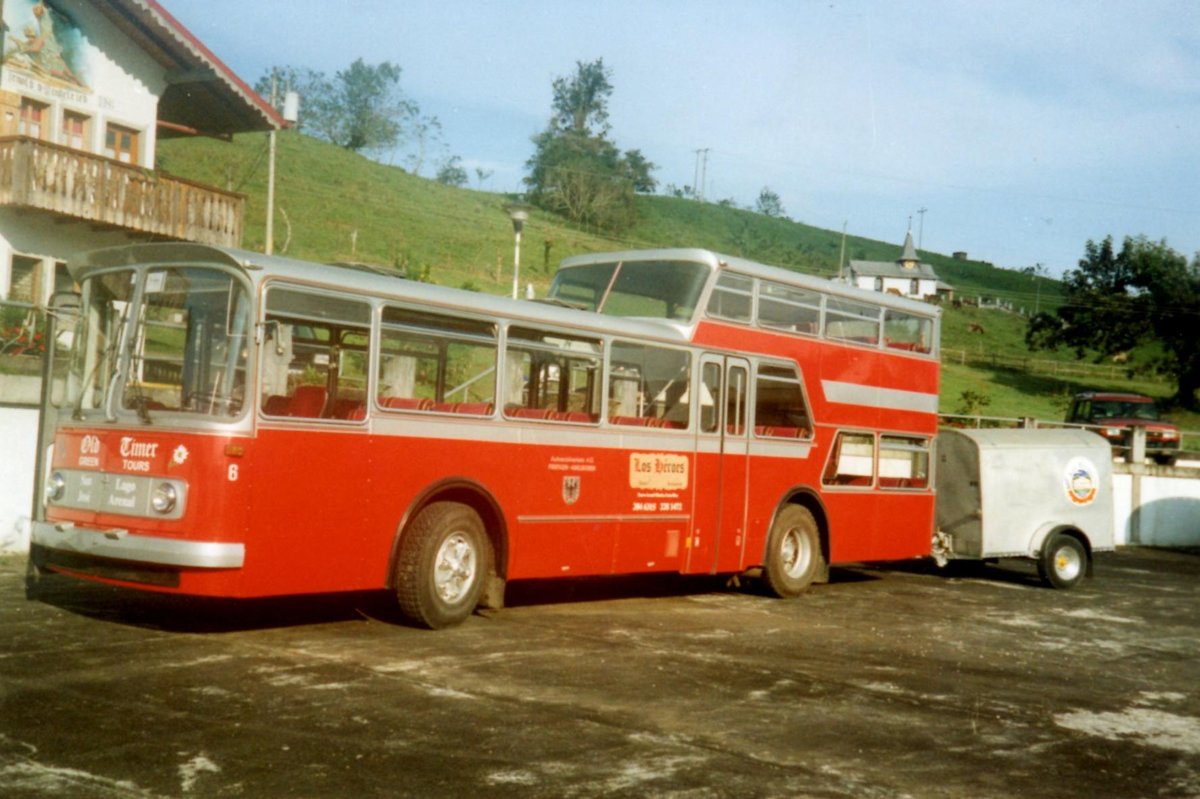 (UTU 17) - Aus dem Archiv: Ulrich, Neuvo Arenal - Nr. 6 - FBW/Vetter-R&J Anderthalbdecker (ex Wespe, CH-Altsttten; ex AFA Adelboden/CH Nr. 6) um 2000 in Neuvo Arenal, Los Hroes