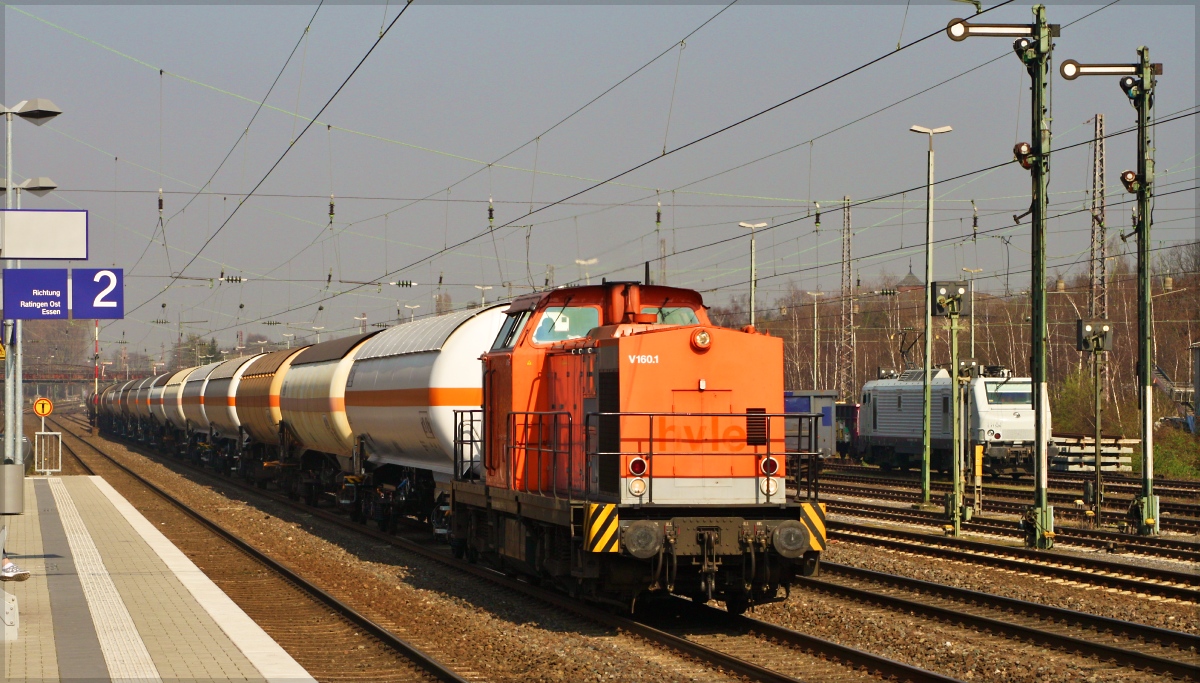 V 160.1 der HVLE (92 80 1203 012-0 D-HVLE) am 14.03.14 in Düsseldorf Rath