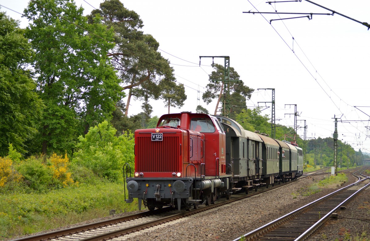 V122 mit dem ersten Pendelzug nach Gro� Gerau Dornberg am 16.05.2015