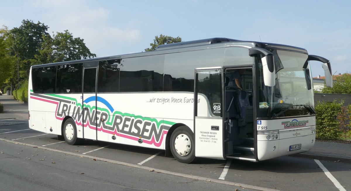 Van Hool T 915 von TRÜMNER-Reisen steht im September 2019 in Hünfeld