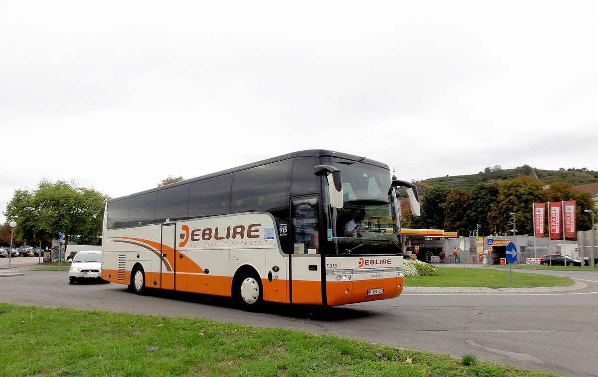 Van Hool T915 Acron von Deblire aus Belgien in Krems unterwegs.