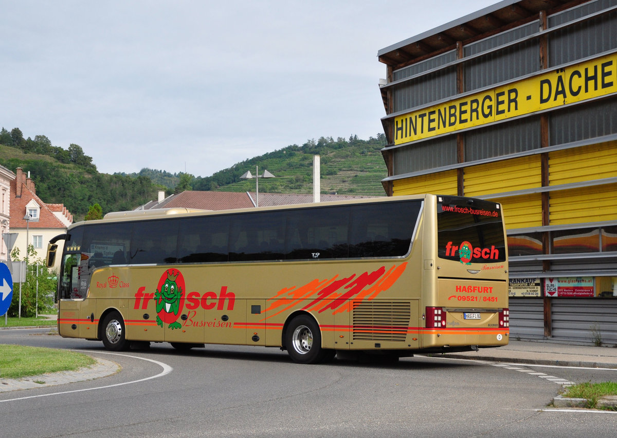 Van Hool T916 Alicron von Frosch Reisen.de in Krems gesehen.