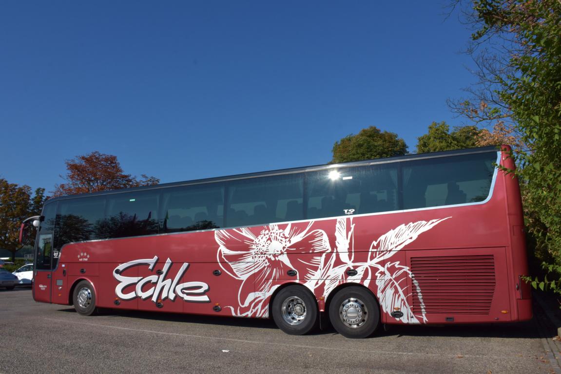 Van Hool T917 von Echle Reisen aus der BRD im August 2017 in Krems.