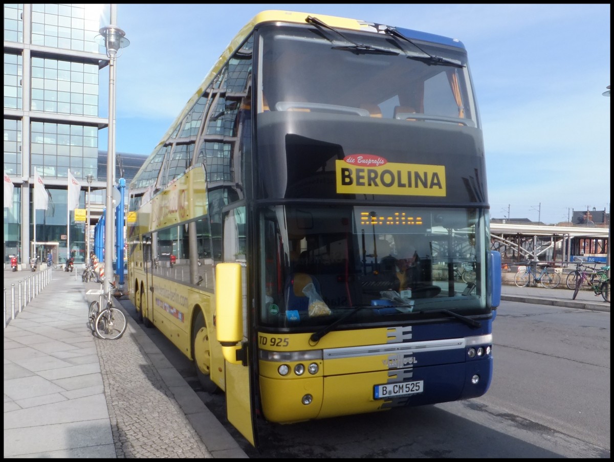 Van Hool TD925 von Berolina in Berlin.