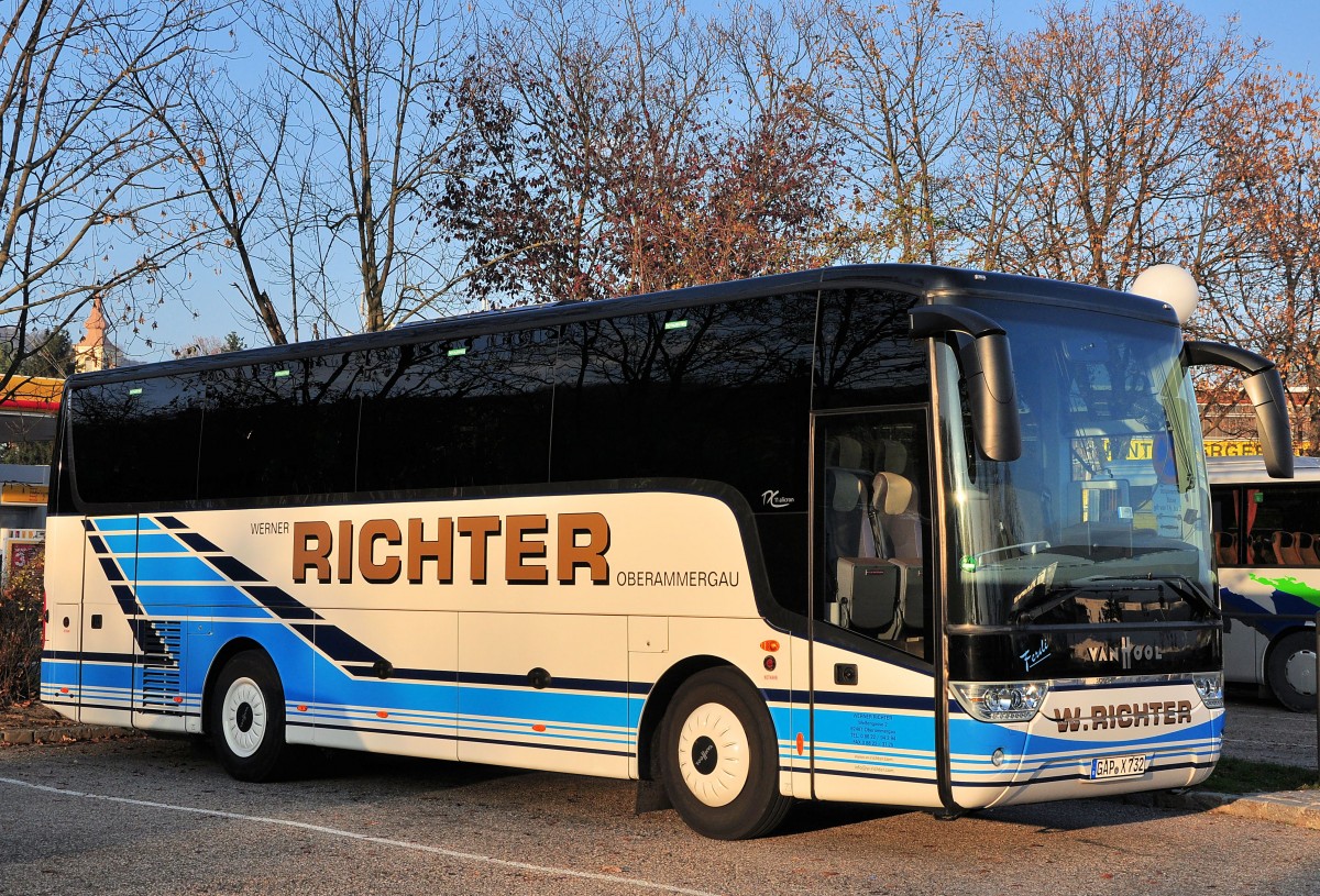 Van Hool TX11 Alicron von W.Richter/BRD im Nov. 2013 in Krems.