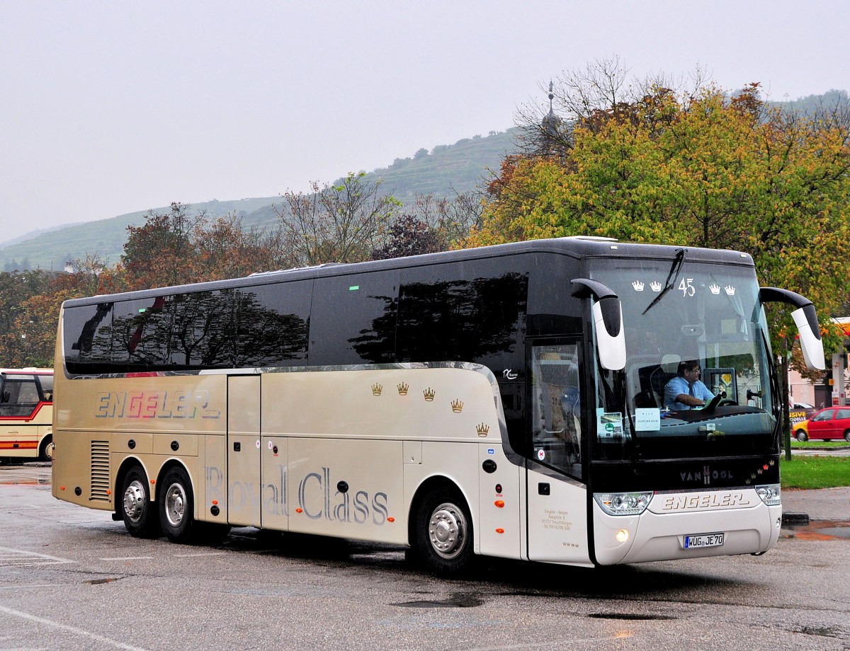 Van Hool TX16 Acron von Engeler Reisen aus der BRD am 11.9.2014 in Krems gesehen.