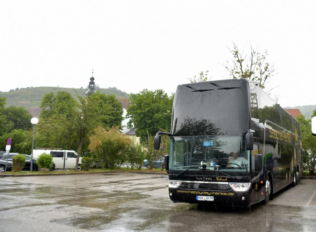 Van Hool TX27 Astromega von Sascha Hanke Reisen aus der BRD im Mai 2018 in Krems.