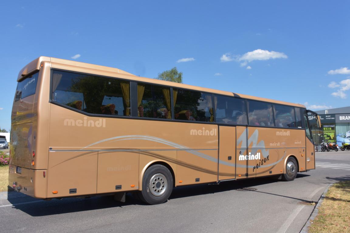 VDL Bova von Meindl Reisen aus der BRD 06/2017 in Krems.