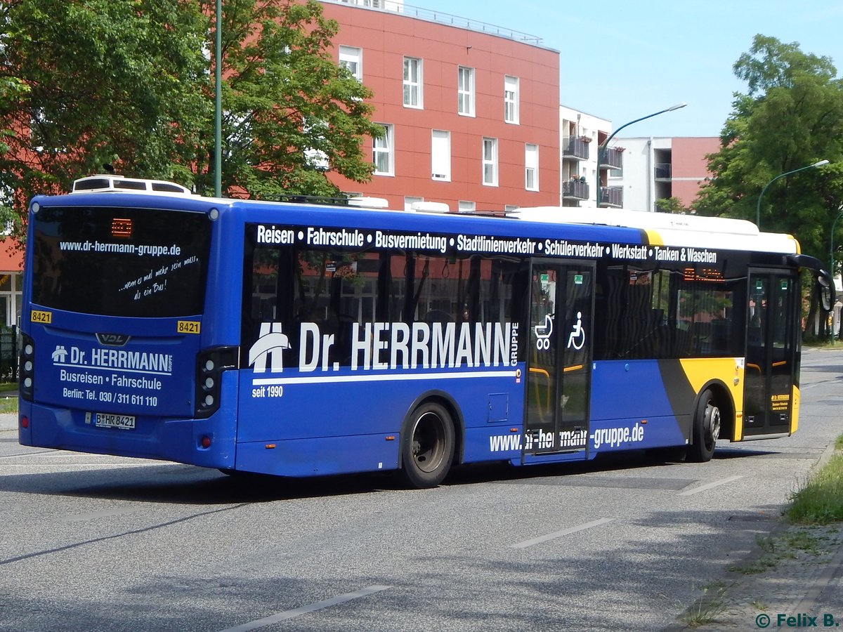 VDL Citea von Dr. Herrmann aus Deutschland in Potsdam.