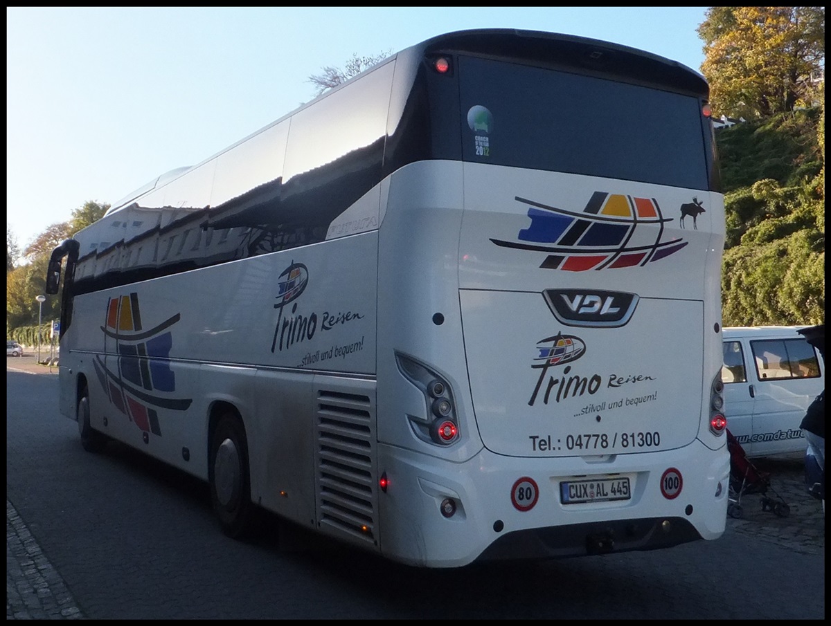 VDL Futura von Primo-Reisen aus Deutschland im Stadthafen Sassnitz.