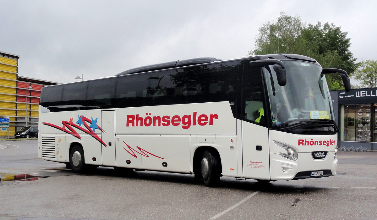 VDL Futura von Rhnsegler Reisen aus der BRD in Krems gesehen.