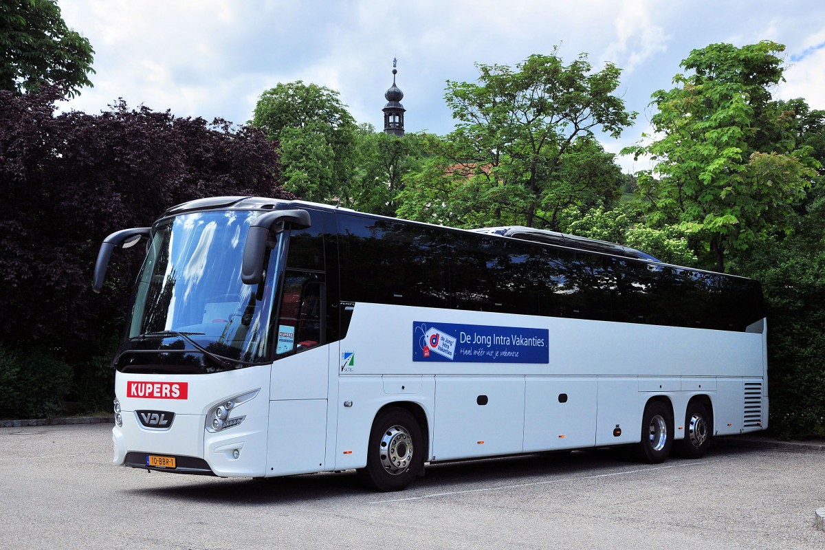 VDL von KUPERS / NL am 22.5.2013 in Krems an der Donau.