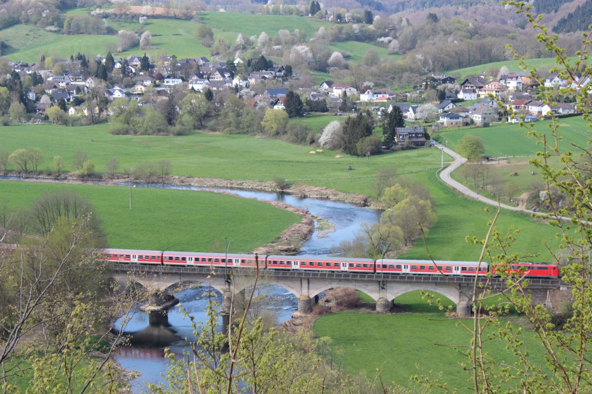 Verstärkerzug des RE9 Rhein-Sieg-Express Richtung Siegen in Blankenberg(Sieg). Mittlerweile werden die Verstärkerzüge auch mit Talent 2 in Doppeltraktion gefahren.