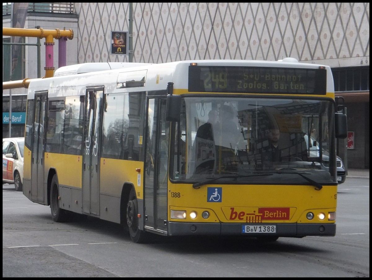 Volvo 7000 der BVG in Berlin.