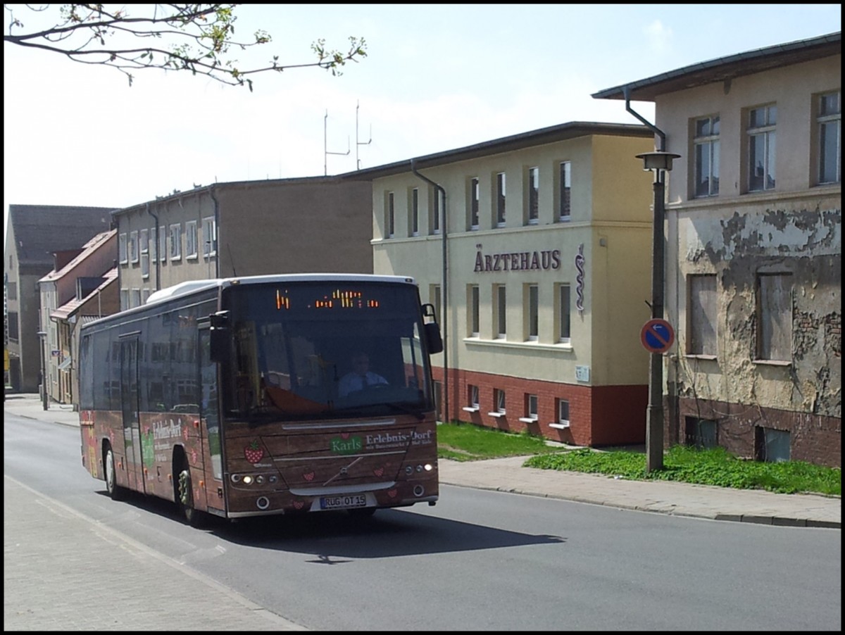 Volvo 8700 von Oppermann Transporte in Sassnitz.