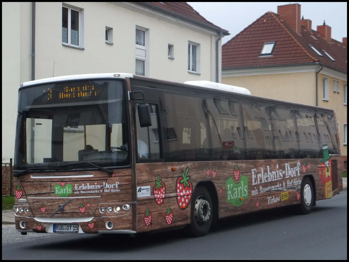 Volvo 8700 der Oppermann Transporte in Sassnitz.