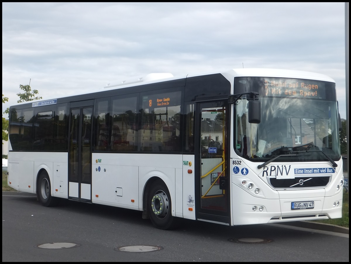 Volvo 8900 der RPNV in Sassnitz.