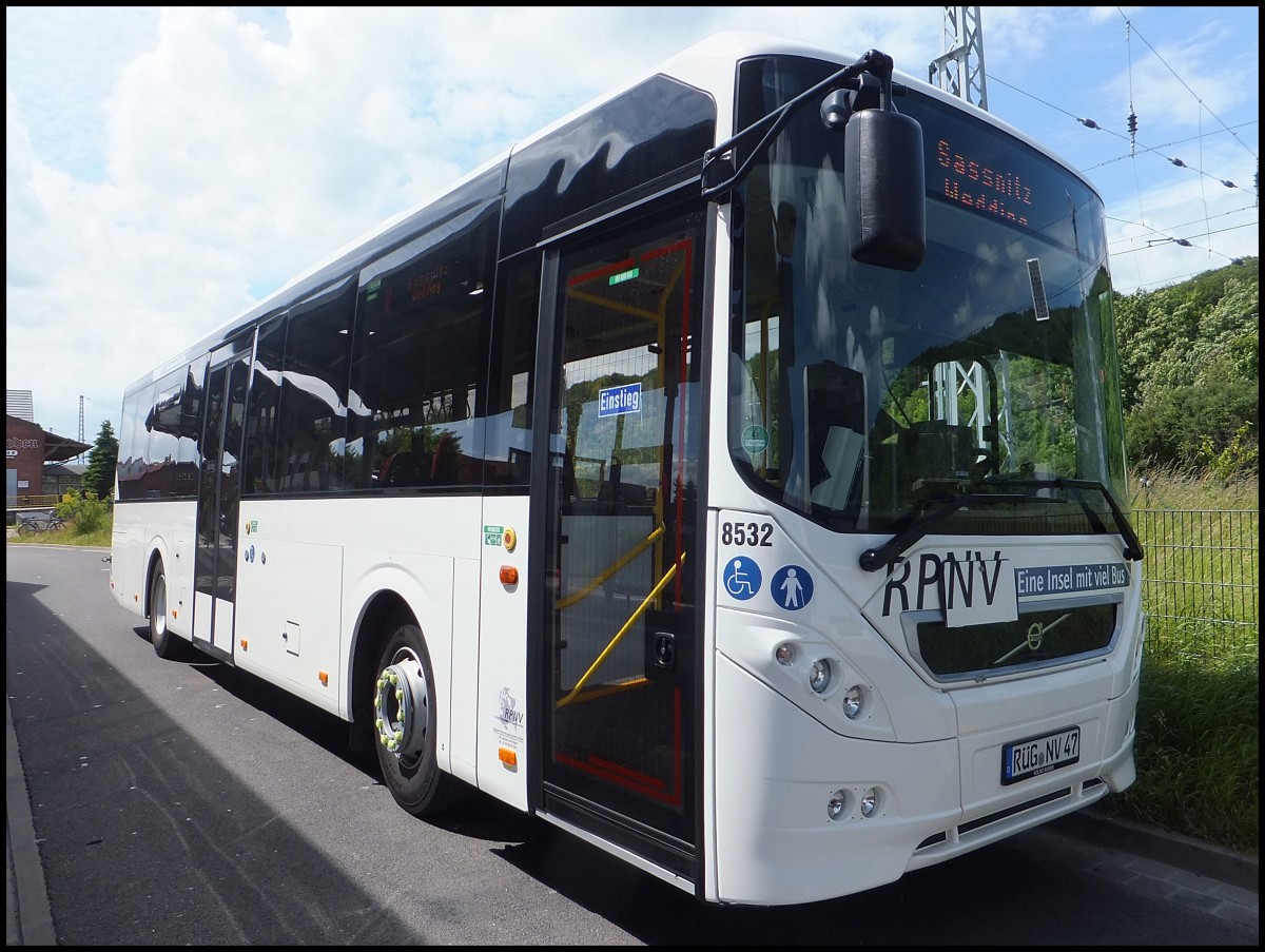 Volvo 8900 der RPNV in Sassnitz.