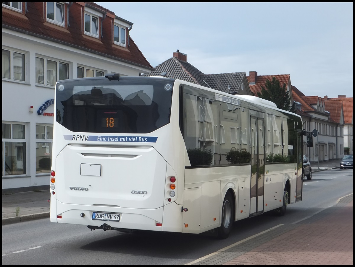 Volvo 8900 der RPNV in Sassnitz.