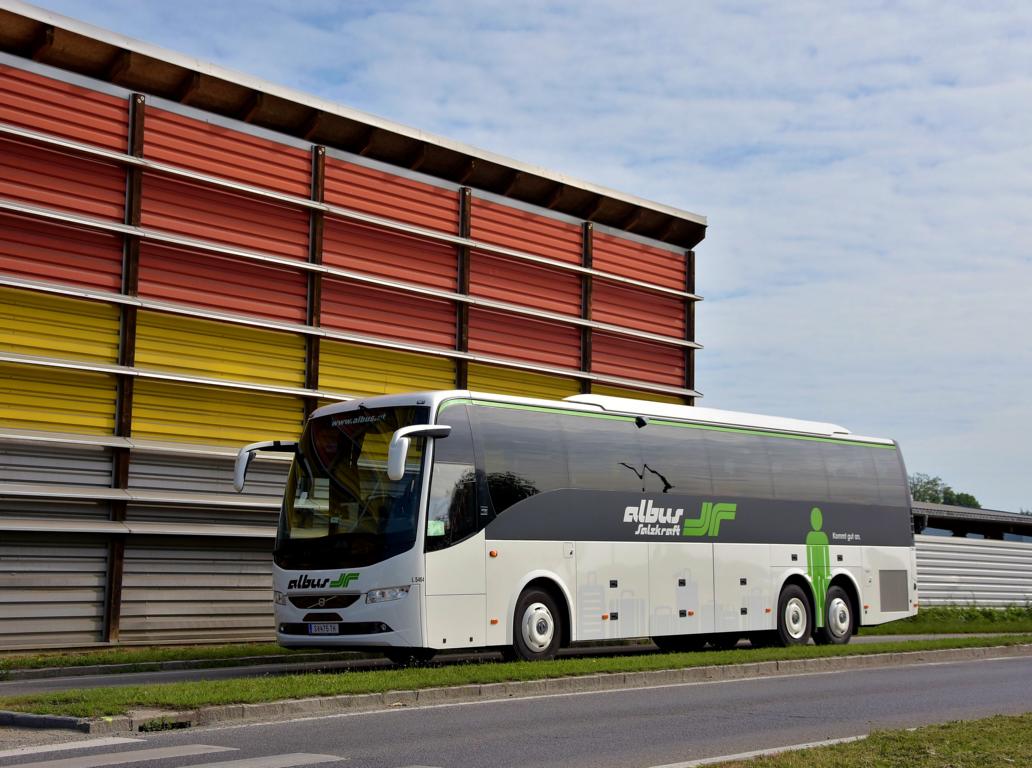 Volvo 9700 von Albus Salzkraft aus Salzburg in Krems.