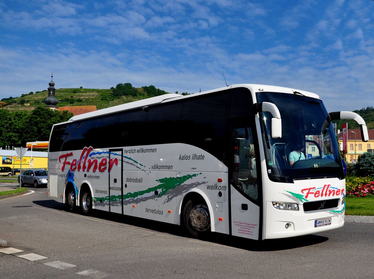 Volvo 9700 von Fellner Reisen aus Niedersterreich in Krems gesehen.