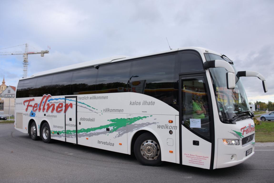 Volvo 9700 von Fellner Reisen aus sterreich 10/2017 in Krems.