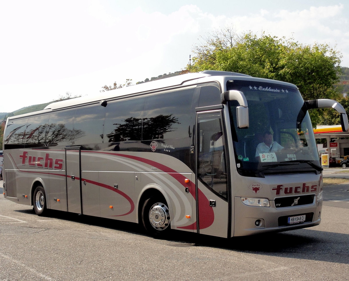 Volvo 9700 von Fuchs Reisen aus sterreich in Krems gesehen.