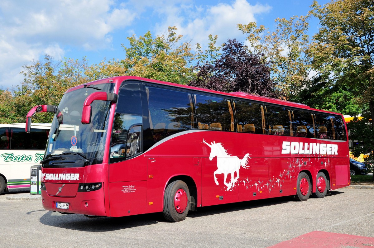 VOLVO 9700 von Sollinger Reisen aus der BRD in Krems gesehen.