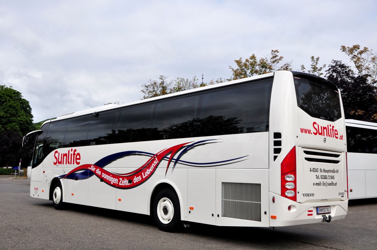 Volvo 9700 von Sunlife Reisen aus Niedersterreich in Krems gesehen.