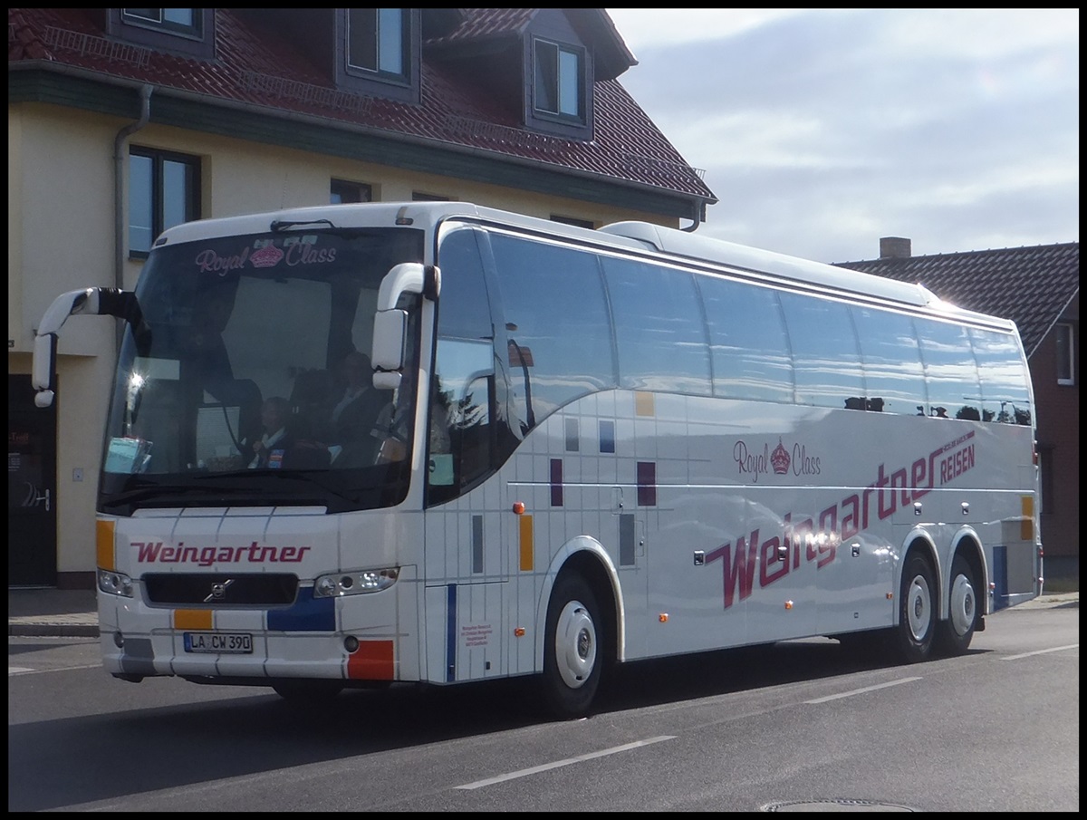 Volvo 9700 von Weingartner aus Deutschland in Bergen.