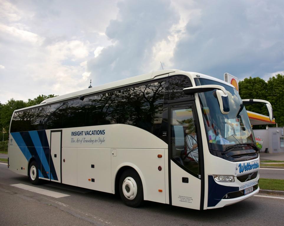 VOLVO 9700 von Wetterstein Reisen aus sterreich im Mai 2018 in Krems.