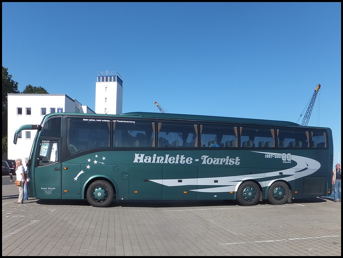 Volvo 9900 von Keitel-Reisen aus Deutschland im Stadthafen Sassnitz.