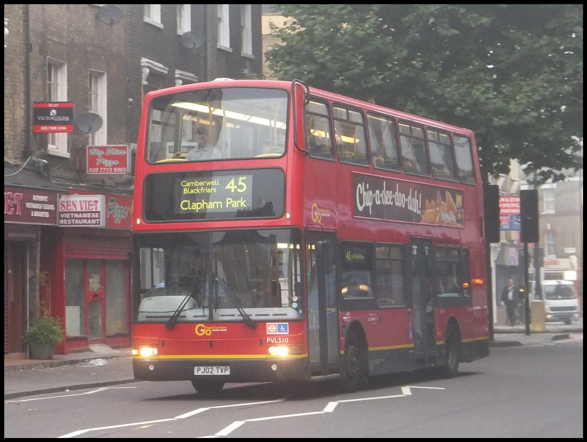 Volvo Plaxton von Go-Ahead London in London.